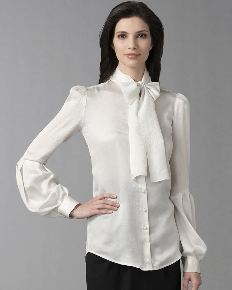 Ivory Elegance Bow Top